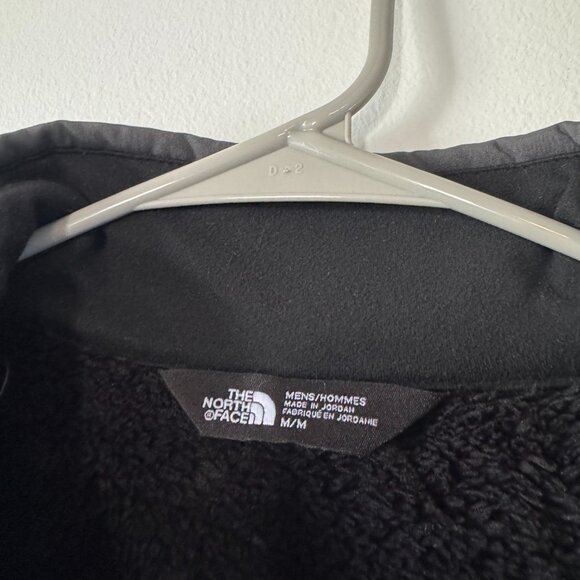 North Face Apex Chrome Thermal Gray and Black Jacket - Picture 4 of 12